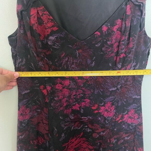 Ellie Tahari Pink and Black Floral Knee Length V Neck Dress SZ S - Picture 7 of 8